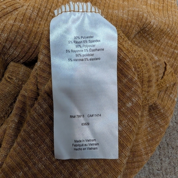 A Pea In The Pod (Small) Maternity Nursing Snap Button Dress - Picture 5 of 7